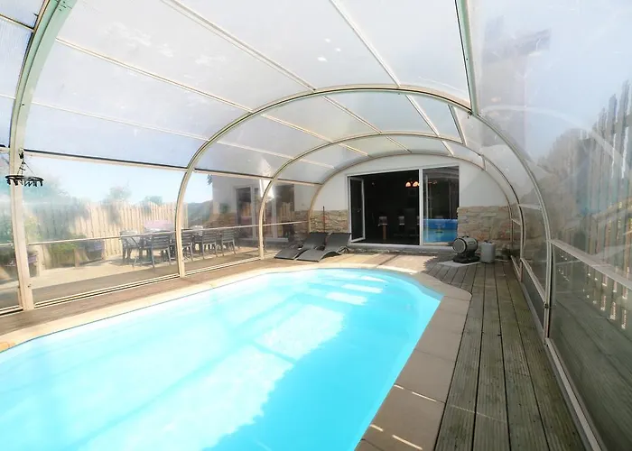 Dolce Casa Pool And Sauna בית נופש